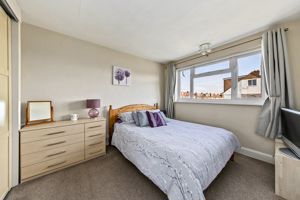Bedroom- click for photo gallery